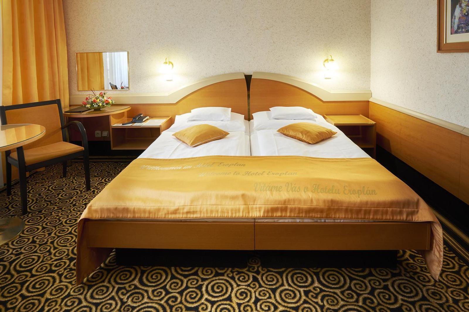 Hotel Eroplan Rožnov pod Radhoštěm المظهر الخارجي الصورة