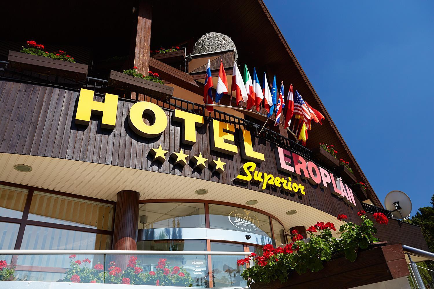 Hotel Eroplan Rožnov pod Radhoštěm المظهر الخارجي الصورة